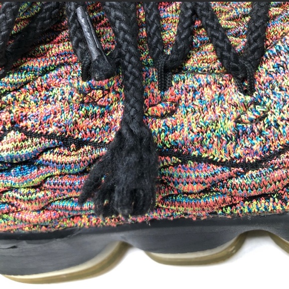 Lebron 15 Multicolor - Picture 6 of 7